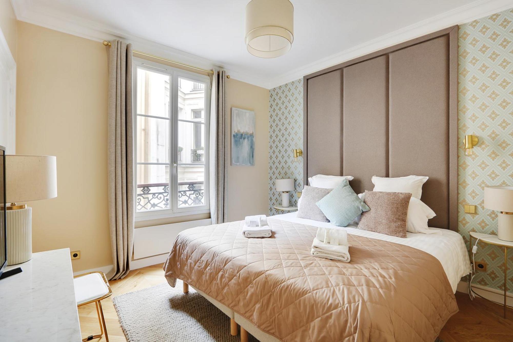 Pick A Flat'S Apartments In Opera Saint Lazarre - Rue De L'Isly Paris Bagian luar foto